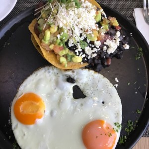 Desayuno con tortilla