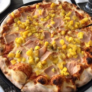 Hawaiian pizza