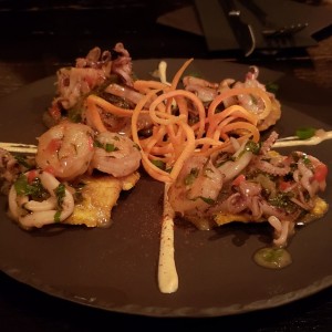 TOSTONES DE MARISCOS