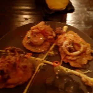 tostones de mariscos