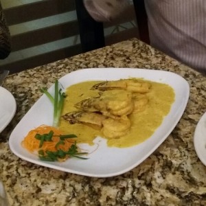 Langostinos al curry