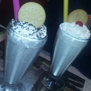 batido dw galletas y mantequilla de mani