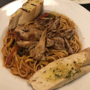 Pastas - Linguini con Pollo
