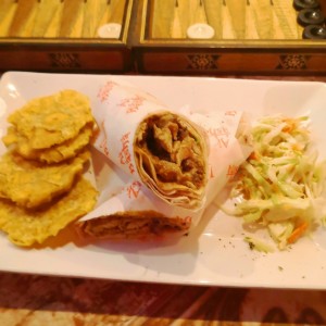 Platos Fuertes - Shawarma de pollo