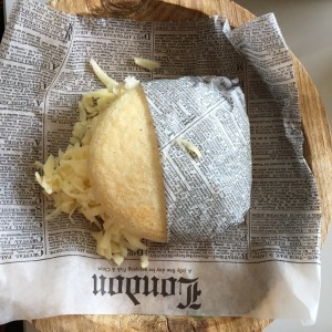 arepa con queso gouda