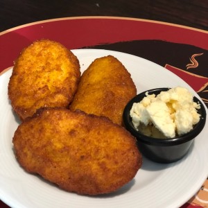 torrejitas de maiz nuevo con queso blanco