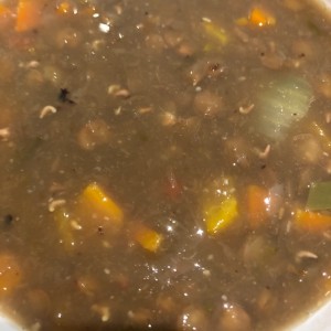 sopa de lentejas