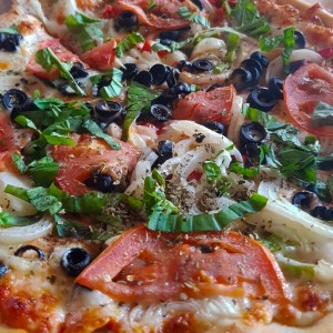 Pizza Jardinera (sin peperone-Jamon)