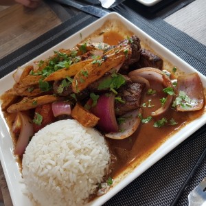 Lomo Saltado