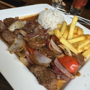 Carnes - Lomo Saltado