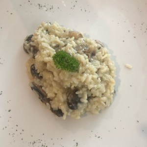 Risotto a la parmigiana con hongos