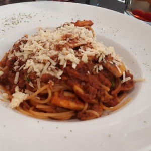 spaguetti en salsa roja