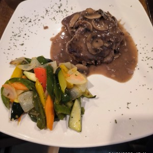 Filete de Res en Salsa Marsala