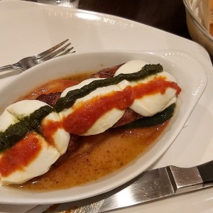 chorizo italiano al pesto y mozarela