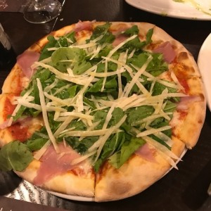 pizza locanda deliciosa 