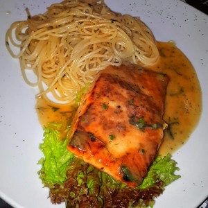 Salmon Grill con finas hierbas