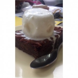 brownie con helado ??