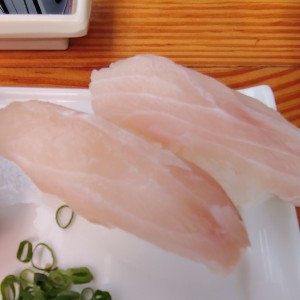 nigiri pescado blanco