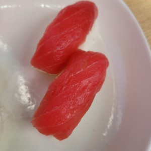 Nigiri sushi - Maguro