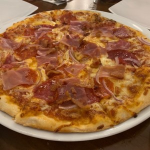Pizza 4 carnes