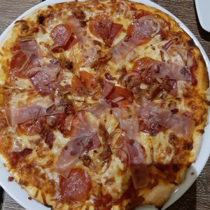 Pizza 4 Carnes