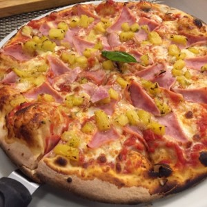 Pizzas - Hawaiana Agliorosso