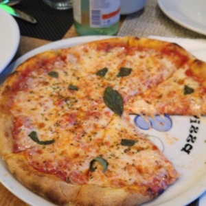 Pizza marguerita 