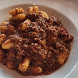 gnocci a la.bolognesa