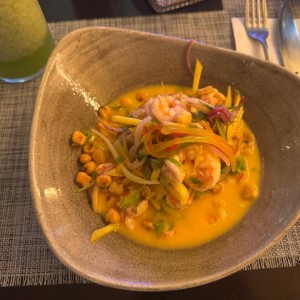 CEVICHE PERUANO FUSIÓN DE CAMARÓN