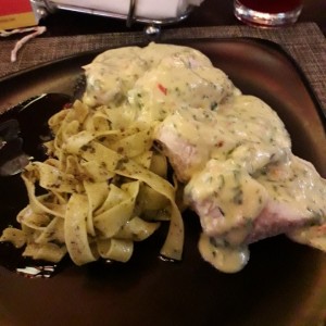 pollo relleno de ricotta