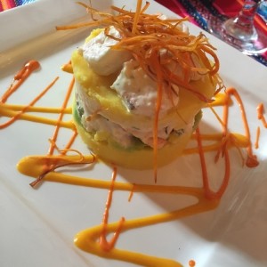 causa de camarones