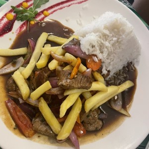 Lomo Saltado