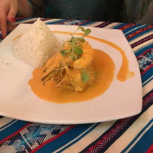 filete de corvina rellena de langostinos