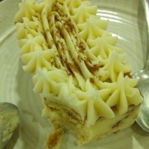 cinnamon's cheesecake