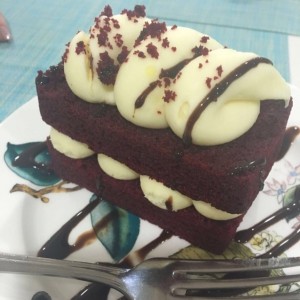 Cake de Red velvet y cream cheese