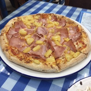 pizza hawaiana