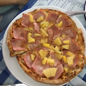 Pizza Hawaina