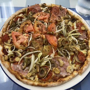 Pizza atheniense (sin anchoas)