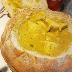 Pan cup de pollo al curry