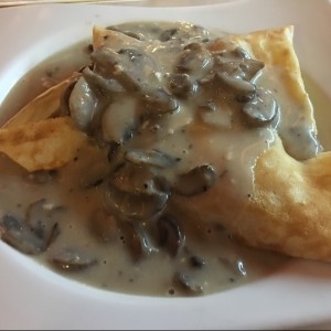 chicken cheese and mushroom crepes