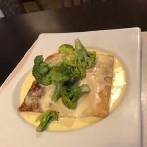 Crepes de Pollo con Brocoli