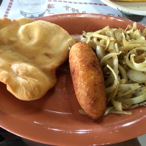 Desayuno Bistec Encebollado