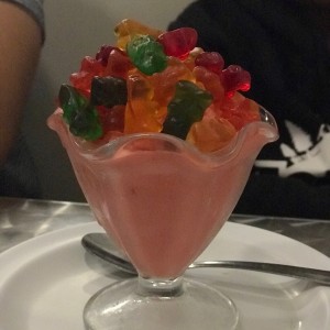 Helado de fresa mucho Gummy Bear