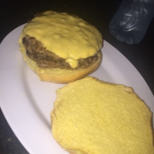 hamburguesa de 1/2 lb