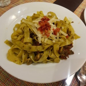 Fetuccini a la Capriciossa