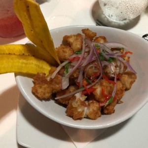 Ceviche frito de corvina