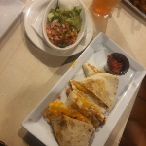 Appetizers - GRILLED CHICKEN QUESADILLAS