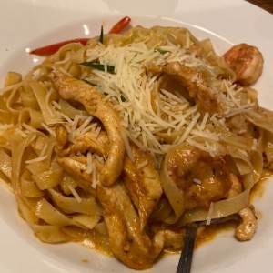 Chicken shrimp pasta