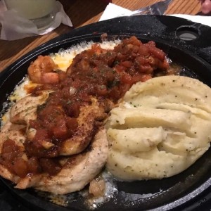 Sizzling Chicken and Shrimp