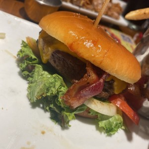 Burgers - BACON CHEESEBURGER